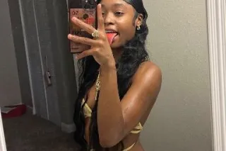 Heyy my loves im back in town ... - Image 2