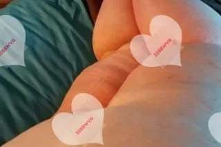 Soft Pink Lips SS BBW VA - Image 10