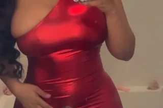 💦🍑BIG TITTIES AND BUBBLE BUTT BEAUTY 💦🍑 - Image 2