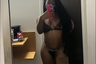 🍭CUM SEE WHY THEY CALL ME THE BED WETTER🍫💦100QV SPECIAL💦 INCALLS AND CARDATES ONLY💦 🥂 - Image 2