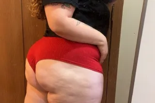 I am 35 Years older Hot and Sexy MiLF 👙Ready To Host💕Incall📞Outcall🚗Car Date🚗Available 24/7 - Image 4